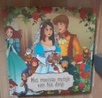Boek "het mooiste meisje van het dorp", Ophalen of Verzenden, Zo goed als nieuw