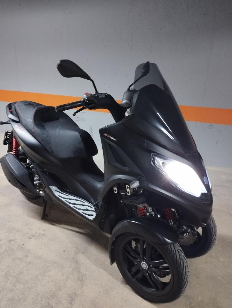 Piaggio MP3 300HPE Sport, Motoren, Scooter, Particulier, 278 cc, 1 cilinder