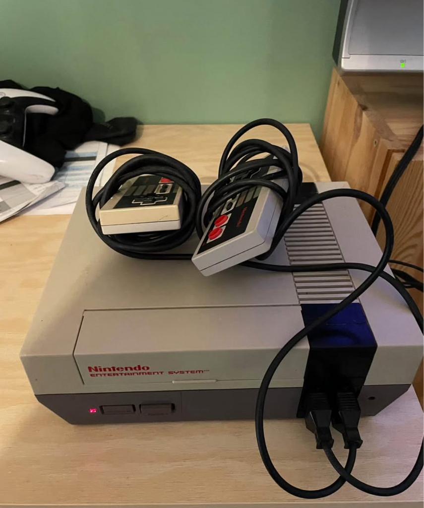 Nintendo NES console 1989 - incl games en zapper, Games en Spelcomputers, Spelcomputers | Nintendo NES, Ophalen, Zo goed als nieuw