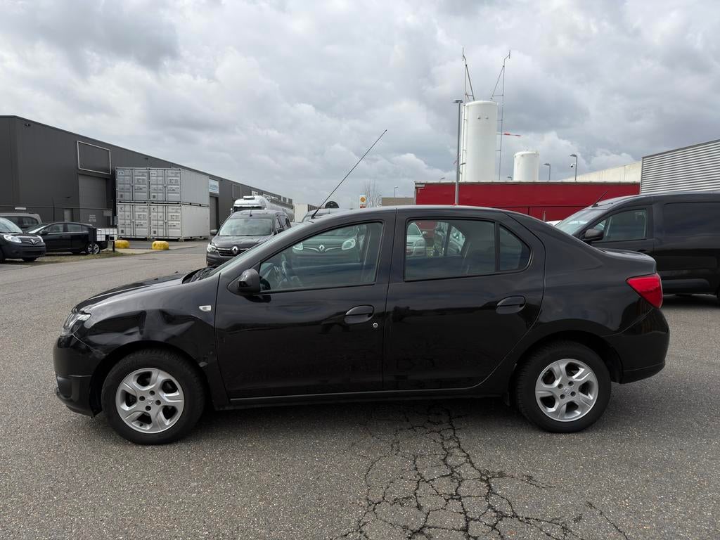 Dacia Logan 0.9 TCe Benzine Navi cruisecontrol, Auto's, Dacia, 90 kW, Stof, Parkeersensor, Zwart