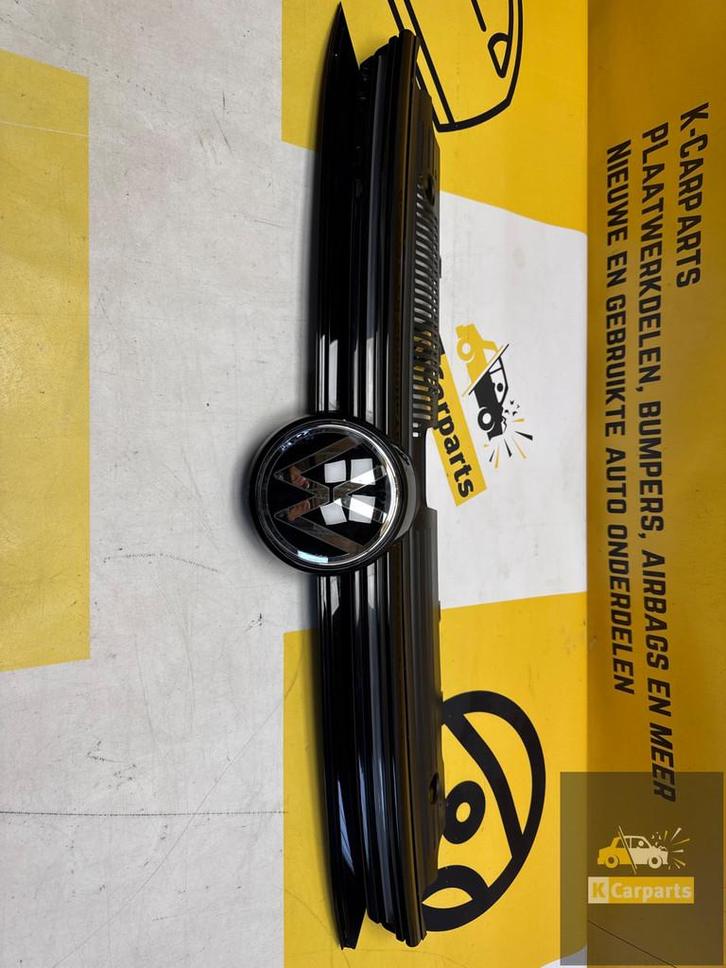 Grill GTI met ACC VW golf 8.5 Facelift grill 5H0853651, Auto-onderdelen, Carrosserie, Volkswagen, Gebruikt