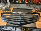 Calandre origine mercedes Classe E w212, Mercedes-Benz, Enlèvement, Utilisé, Capot moteur