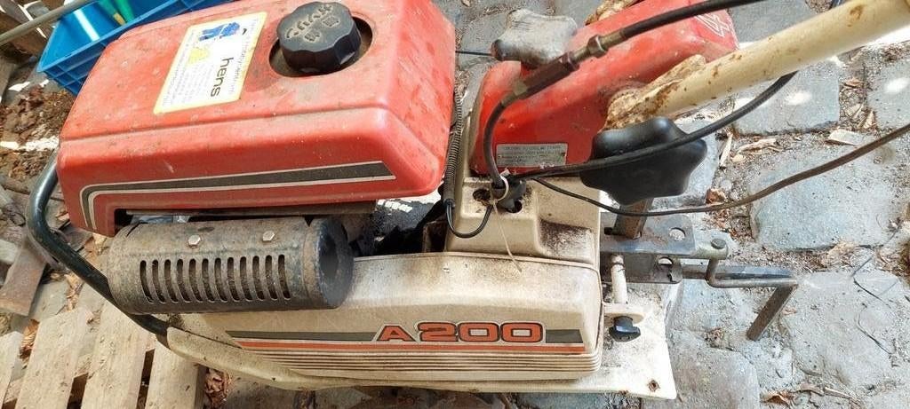 Iseki A200 grondfrees compleet project of onderdelen machine, Ophalen