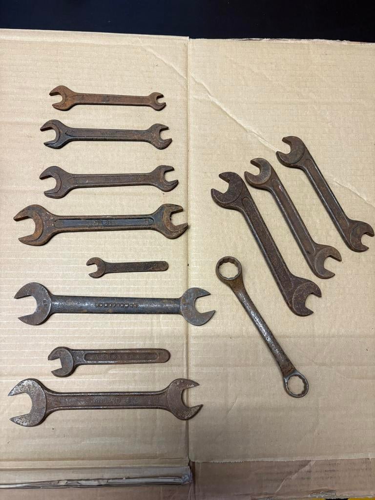 Lot de clefs anciennes garage mécanique atelier -WWI WWII -, Enlèvement ou Envoi