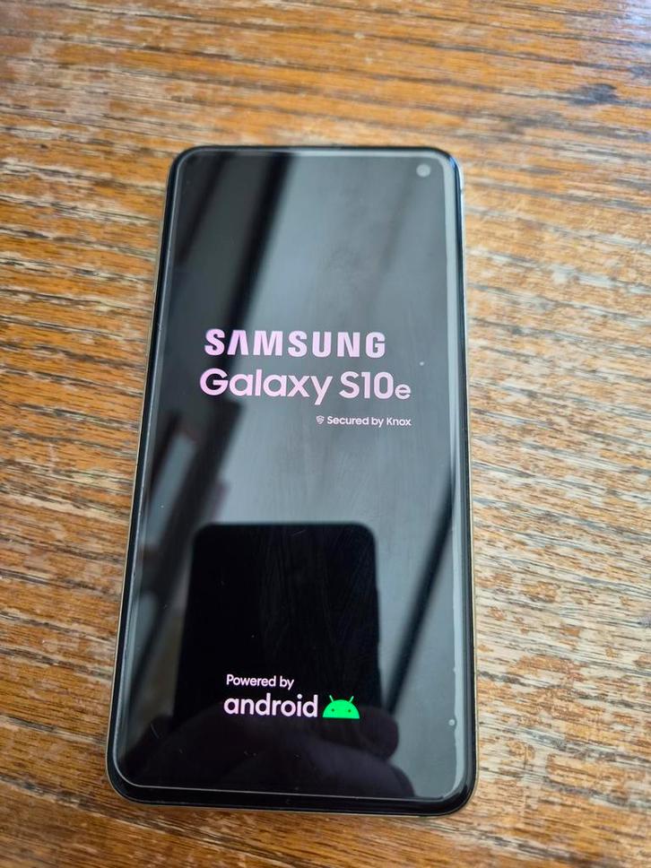 Samsung galaxy s10e jaune 128gb, Télécoms, Téléphonie mobile | Housses, Coques & Façades | Apple iPhone, Enlèvement ou Envoi