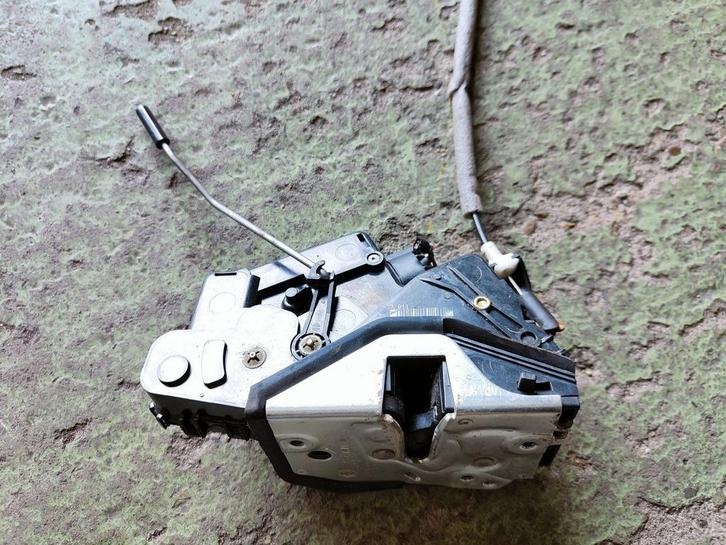 Deurslot EU links achter binnenzijde deur BMW E46 5122701124, Auto-onderdelen, Carrosserie, BMW, Gebruikt, Ophalen of Verzenden