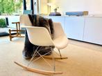 Eames RAR schommelstoel – tijdloos design!, Enlèvement, Utilisé