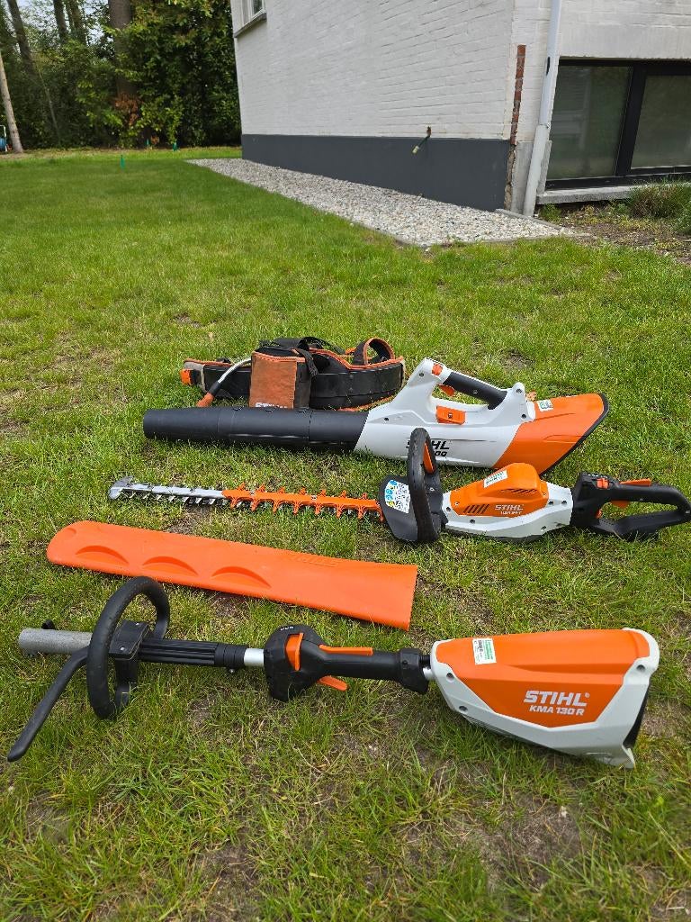 Set Stihl accu combi, bladblazer en haagschaar, Jardin & Terrasse, Taille-haies, Enlèvement, Comme neuf, Batterie, Stihl