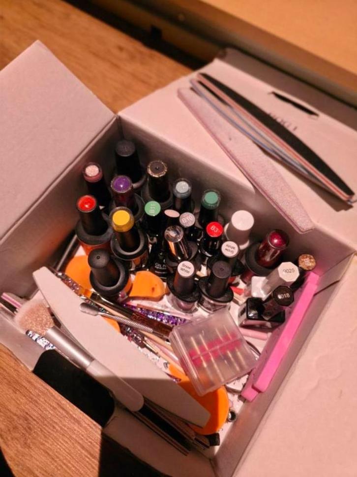 Starterspakket gelnagels, Handtassen en Accessoires, Uiterlijk | Cosmetica en Make-up, Rood, Ophalen of Verzenden