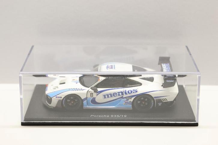Porsche 935/19 Spark « livrée Mentos » 1/43, Hobby & Loisirs créatifs, Voitures miniatures | 1:43, Comme neuf, Voiture, Enlèvement ou Envoi