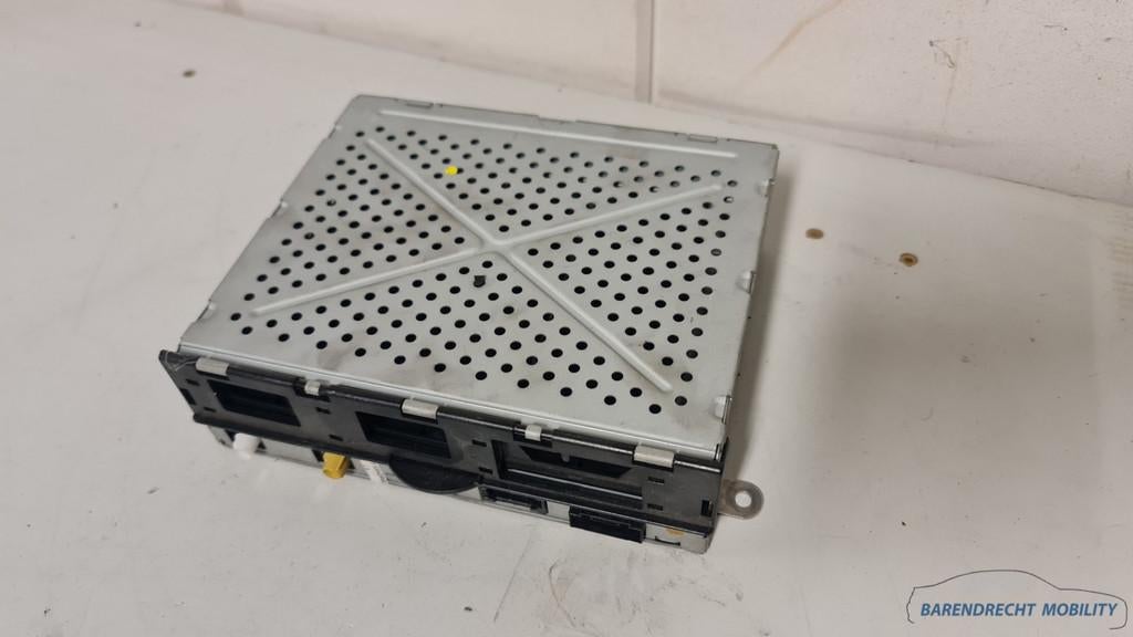 Radio module Audi A8 Q7 4E 4E0035541B multimedia radio ontva, Gebruikt, AUDI AG, Auto-Union-Strasse 1
85045  Ingolstadt, DE, Audi