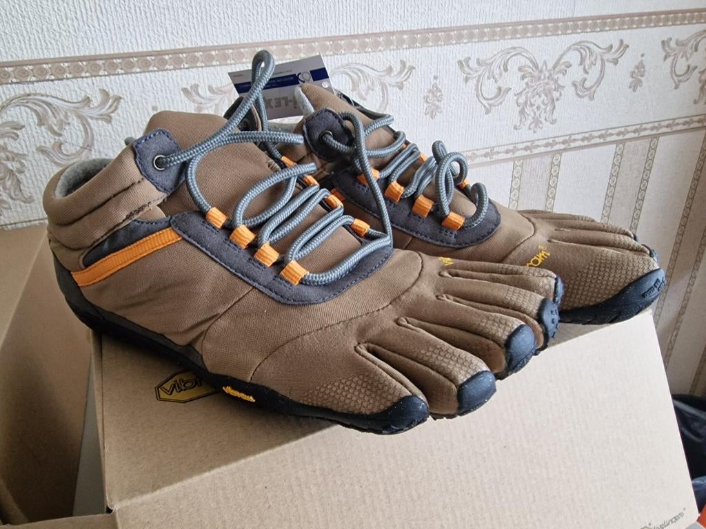 NIEUW Vibram FiveFingers Trek Ascent Insulated maat 44, Ophalen of Verzenden, Nieuw