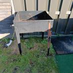 Oud ijzer / bloembak, Tuin en Terras, Ophalen