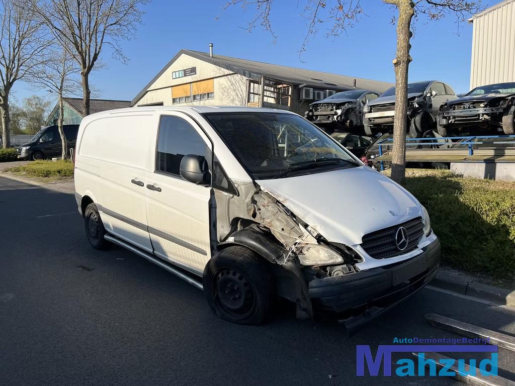 MERCEDES VITO W639 WIT deur portier rechts 2003+, Auto-onderdelen, Carrosserie, Deur, Mercedes-Benz, Gebruikt