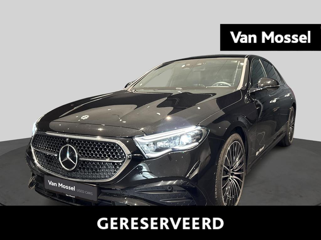 Mercedes-Benz E 200 Star Edition Berline + BURMESTER + TREKH, Auto's, Automaat, 4 deurs, Gebruikt, Zwart