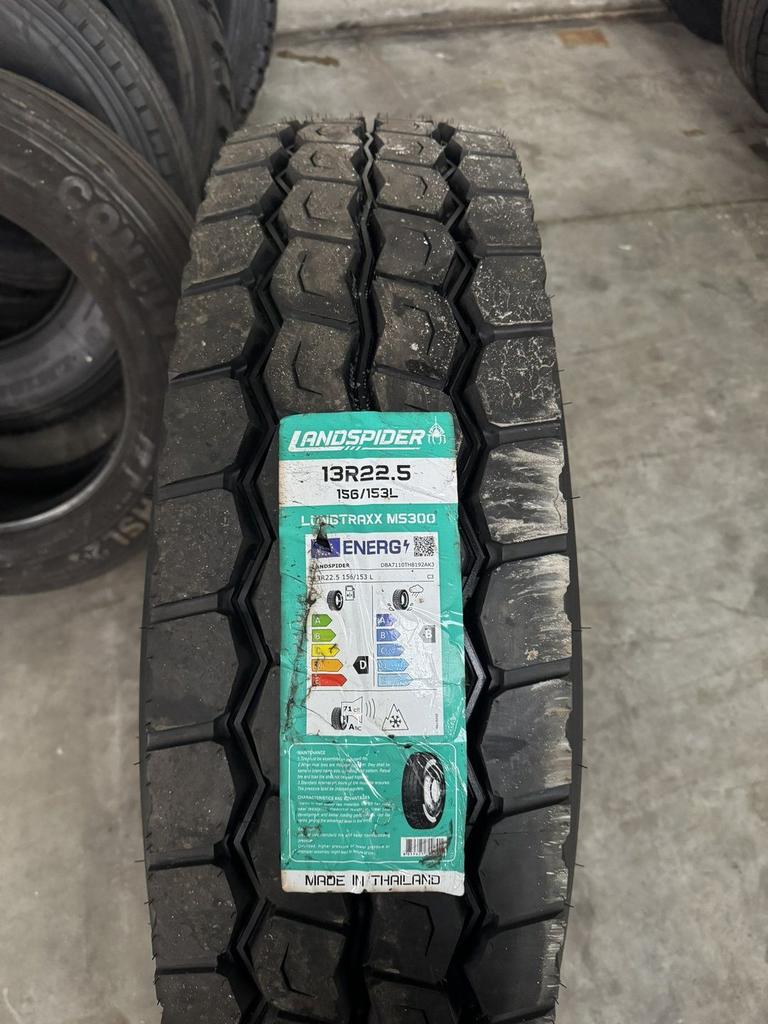 1x Landspider Longtraxx MS300 13 R22.5 156/153L, Ophalen, -, -, Nieuw