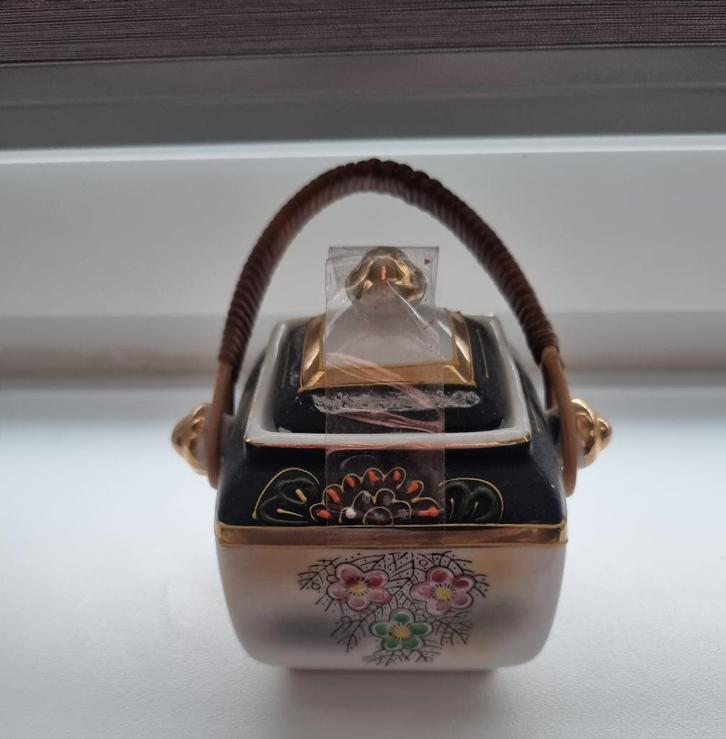 Vintage Japanse porseleinen jampot, Huis en Inrichting, Keuken | Servies, Gebruikt, Overige typen, Overige stijlen, Porselein