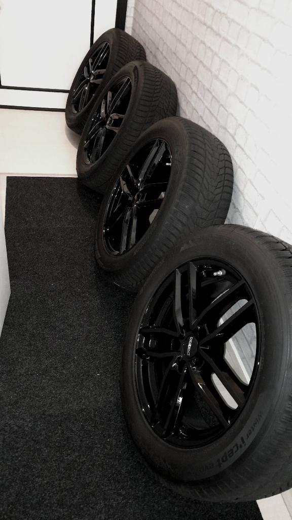 velgen met  banden, Auto-onderdelen, Banden en Velgen, Banden en Velgen, Winterbanden, 18 inch, 235 mm, Personenwagen, Gebruikt