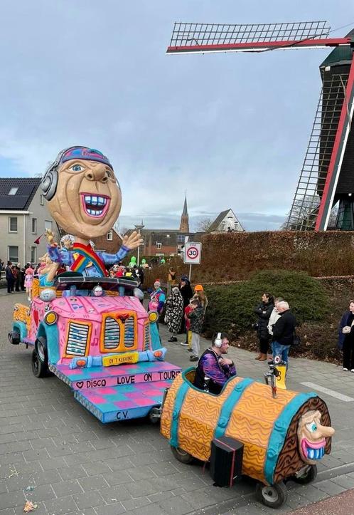 Prachtige Carnavalswagen, Hobby en Vrije tijd, Feestartikelen, Nieuw, Feestartikel, Ophalen of Verzenden