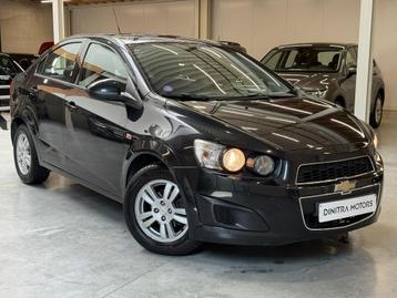 Chevrolet Aveo 1.2i - Camera/Bluetooth/Navi/Cruise/ beschikbaar voor biedingen
