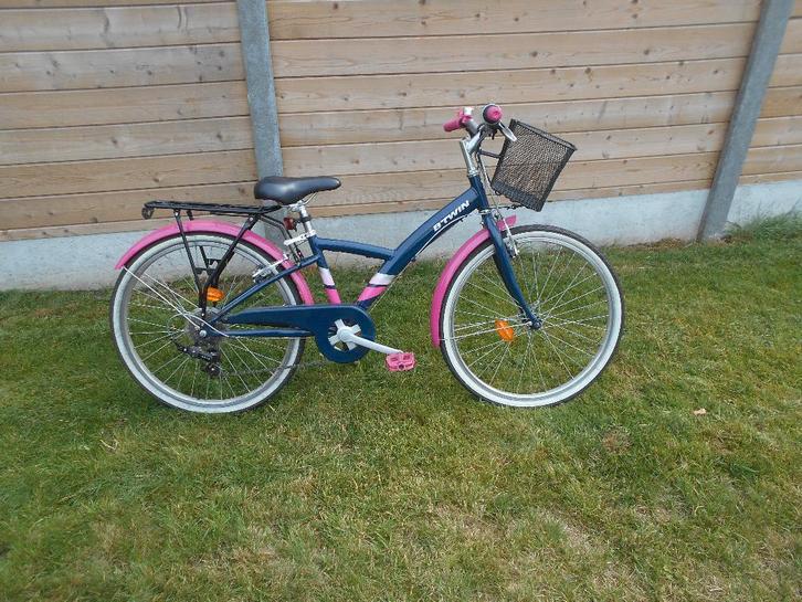 meisjesfiets b twin decathlon 24 inch, Vélos & Vélomoteurs, Vélos | Filles, Comme neuf, 24 pouces, Vitesses, Enlèvement ou Envoi