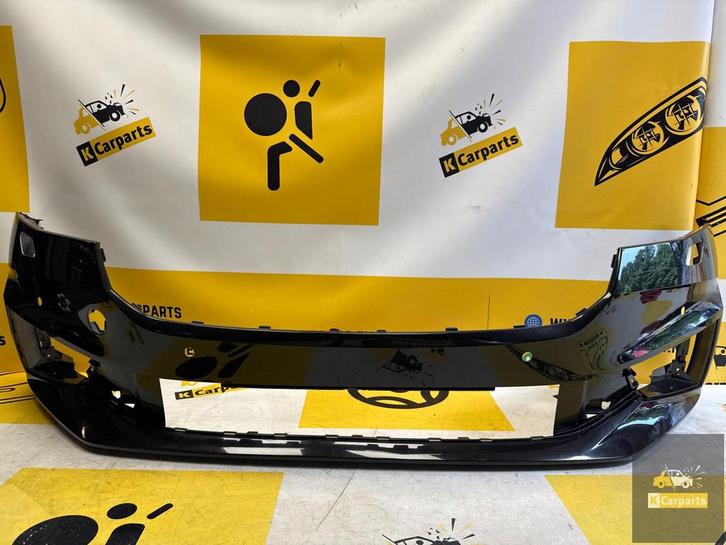 Skoda Fabia 4 IV Voorbumper origineel 6VA807221, Auto-onderdelen, Carrosserie, Bumper, Skoda, Voor, Gebruikt