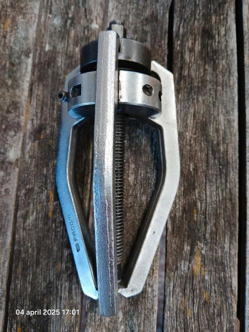 Facom polietrekker (rollementen trekker )U 302 met 3 bekken, Doe-het-zelf en Bouw, Gereedschap | Handgereedschap, Zo goed als nieuw