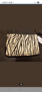 Clutch, crossover tasje in zebraprint Leder!, Handtassen en Accessoires, Tassen | Damestassen, Ophalen of Verzenden, Nieuw
