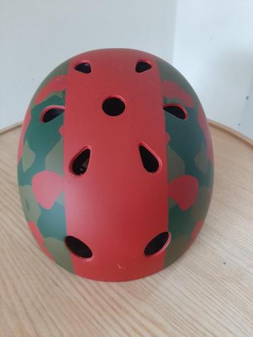 Coole kinderhelm CKS beschikbaar voor biedingen