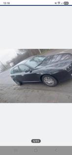 Alfa 159 2 litre jtdm euro5 diesel 245000km, Auto's, Alfa Romeo, Euro 5, Zwart, 4 cilinders, Parkeersensor