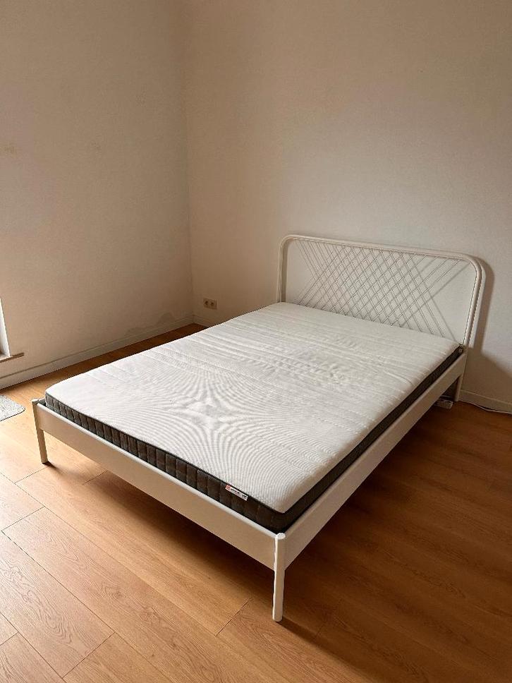 Lit Ikea complet NESTTUN 140x200 + matelas +sommier à lattes, Maison & Meubles, Chambre à coucher | Lits, Comme neuf, Deux personnes