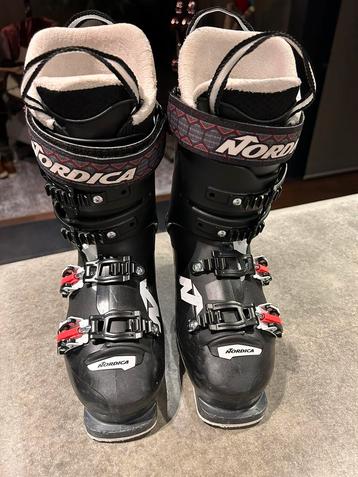 Chaussures de ski dames taille 24,5 / 38 ou 39
