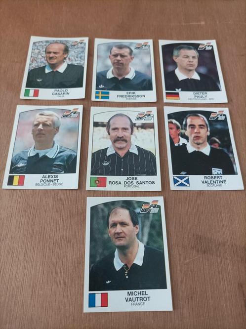 Panini euro 88 , de 7 scheidsrechters., Hobby en Vrije tijd, Stickers en Plaatjes, Zo goed als nieuw, Ophalen of Verzenden