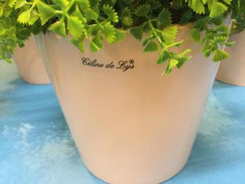 Céline de Lys 4 pots de fleurs artificielles, Enlèvement, Comme neuf