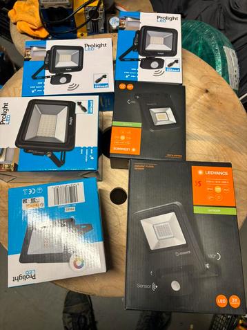 Projecteur led, Enlèvement, Comme neuf