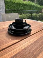 Servies ikea zwart, Huis en Inrichting, Ophalen, Gebruikt, Effen, Compleet servies