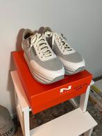 Dames sneakers NATAN maat 39, Ophalen, Zo goed als nieuw, Sneakers, Grijs