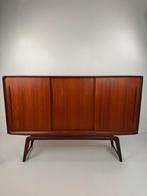 Clausen & Søn Silkeborg Highboard – Danish Masterpiece, Ophalen, Zo goed als nieuw, Teakhout