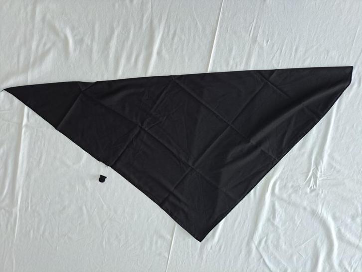 Zwarte hoofddoek, Kleding | Dames, Mutsen, Sjaals en Handschoenen, Zo goed als nieuw, Sjaal, Ophalen of Verzenden