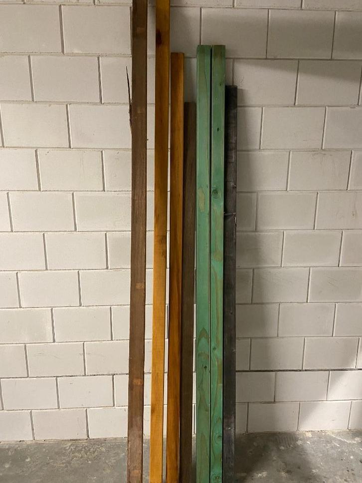 8 HOUTEN BALKEN & 7 LATTEN, Doe-het-zelf en Bouw, Hout en Planken, Zo goed als nieuw, Balk, Ophalen