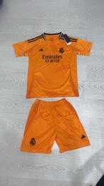 Real madrid voetbal shirt en short kinderen, Vêtements | Hommes, T-shirts, Enlèvement