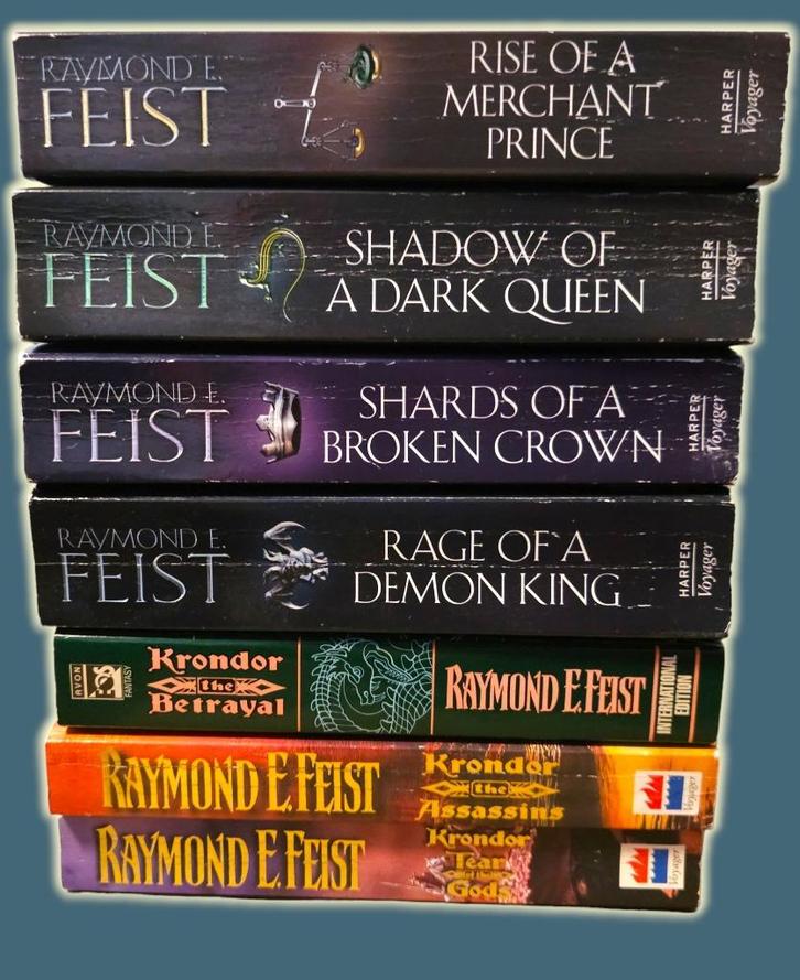 7x Books - Raymond Feist - Paperback, Boeken, Fantasy, Gelezen, Ophalen of Verzenden