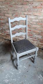 15 houten stoelen, Grijs, Gebruikt, Hout, Ophalen