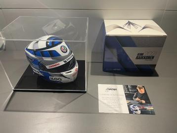 Kimi Raikkonen Limited Helm Last Race Signed! 1/2 + Vitrine beschikbaar voor biedingen
