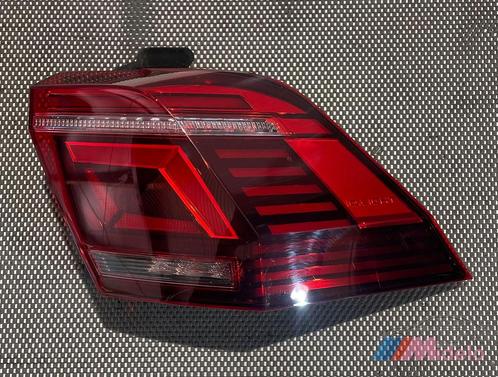 VW TIGUAN ACHTERLICHT RECHTS 5NA945208K02S, Auto-onderdelen, Verlichting, Volkswagen, Gebruikt, Ophalen of Verzenden