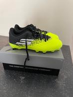 Voetbalschoenen Skechers maat 32, Sport en Fitness, Voetbal, Ophalen, Nieuw, Schoenen