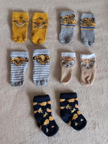 Baby sokken maat 15-17 / 1x Happy socks - 4x Disney  beschikbaar voor biedingen
