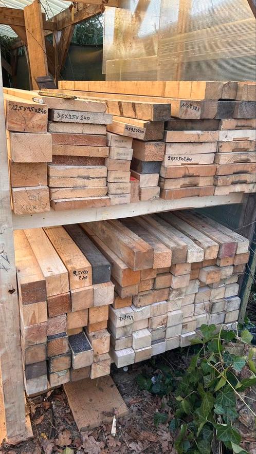 Houten balken verschillende maten, Tuin en Terras, Palen, Balken en Planken, Zo goed als nieuw, Balken, Ophalen
