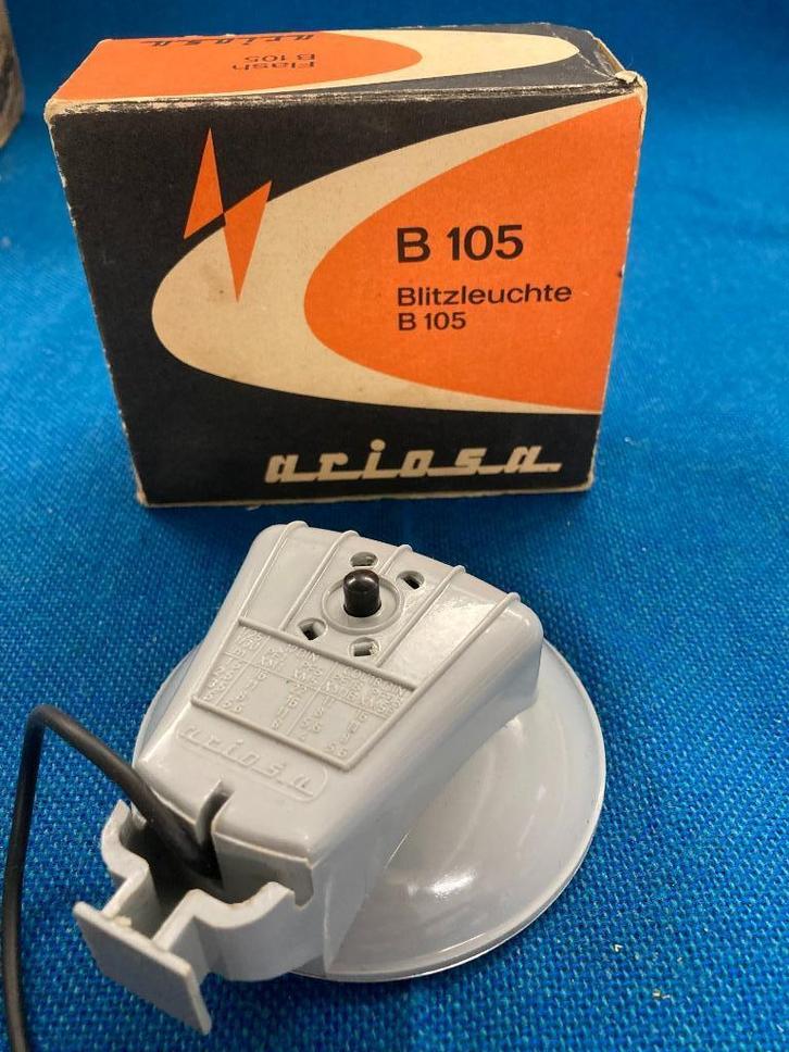 FLITSLICHT  (analoog met lampjes), Audio, Tv en Foto, Fotocamera's Analoog, Zo goed als nieuw, Overige Merken, Ophalen of Verzenden