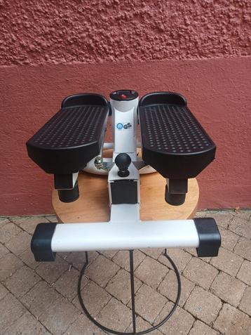 2-in-1 stepper (verticaal en lateraal - roller) beschikbaar voor biedingen